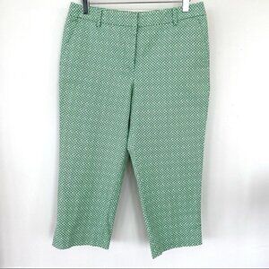 Talbots capri trousers in a cotton & spandex blend, petite size